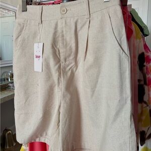 Luxe Cream Women's Shorts